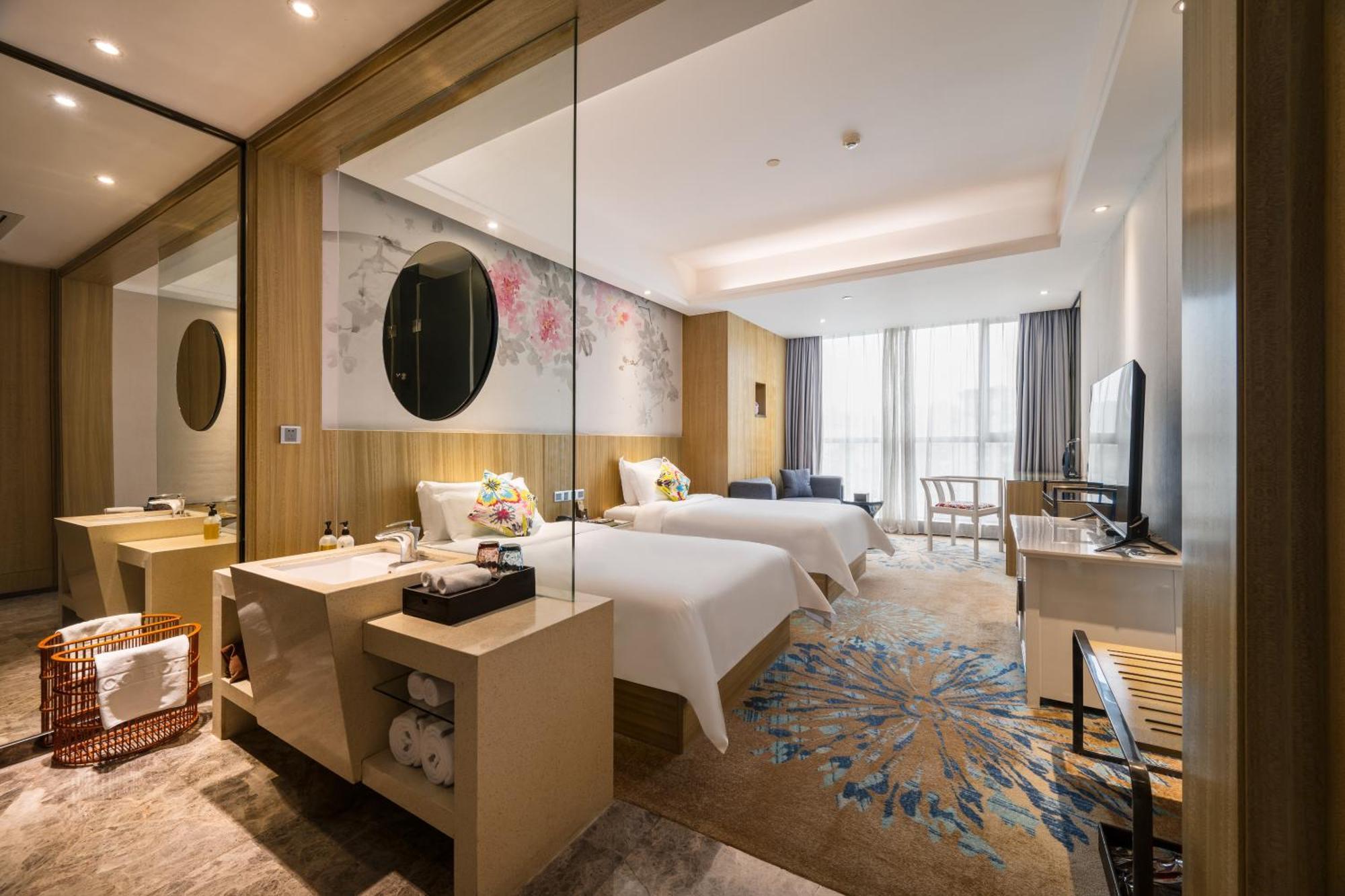 Paco Hotel Tаojin Metro Guangzhou - Free Shuttle Bus For Centen Fair Екстериор снимка