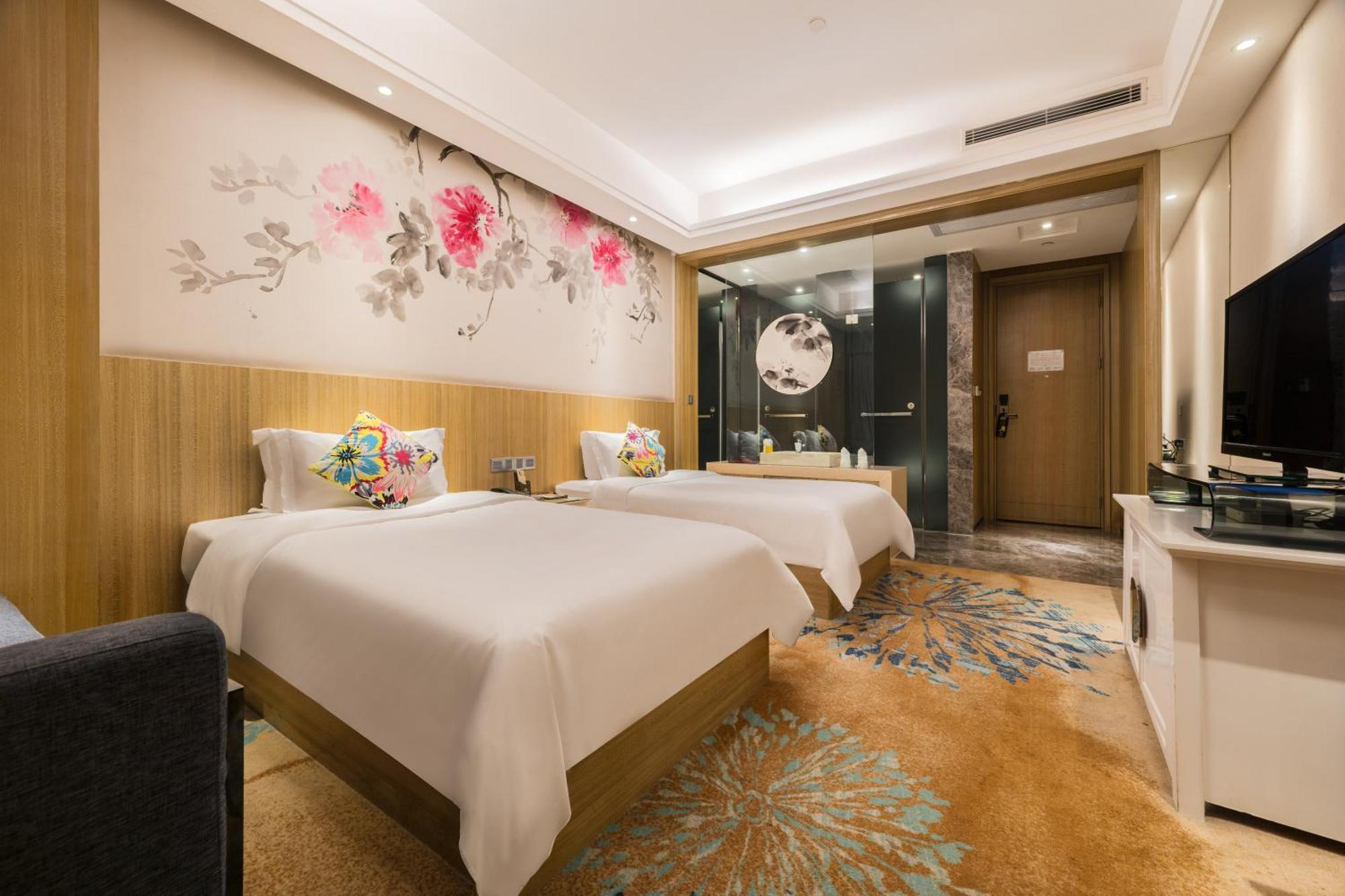 Paco Hotel Tаojin Metro Guangzhou - Free Shuttle Bus For Centen Fair Екстериор снимка