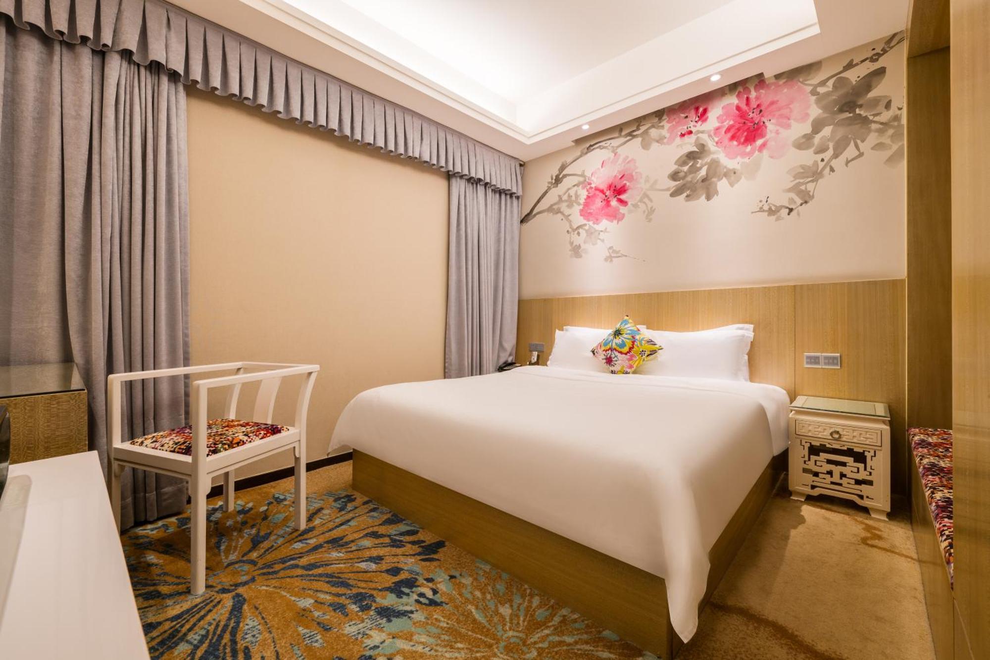 Paco Hotel Tаojin Metro Guangzhou - Free Shuttle Bus For Centen Fair Екстериор снимка